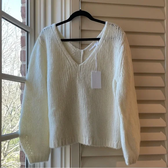 NWT Helmut Lang Wide Double V-Neck Chunky Knit Sweater in Ivory - Picture 3 of 15